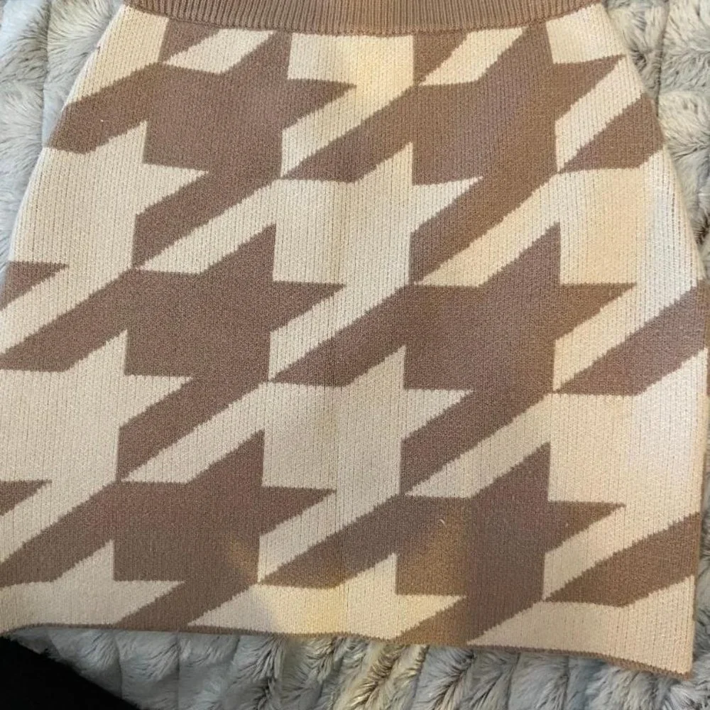 4th & Reckless Women's Nude Houndstooth Knitted, Size XXS  - New with Tags - Picture 3 of 6